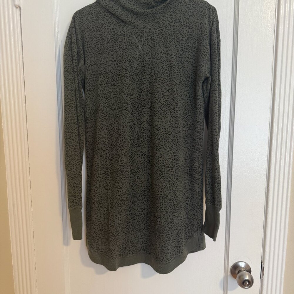 Women's Tek Gear Essentials Hooded Cowlneck Tunic - Olive Cheetah, XS